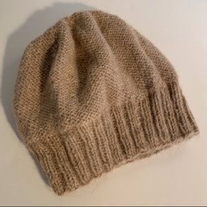Like New Knitted Beanie